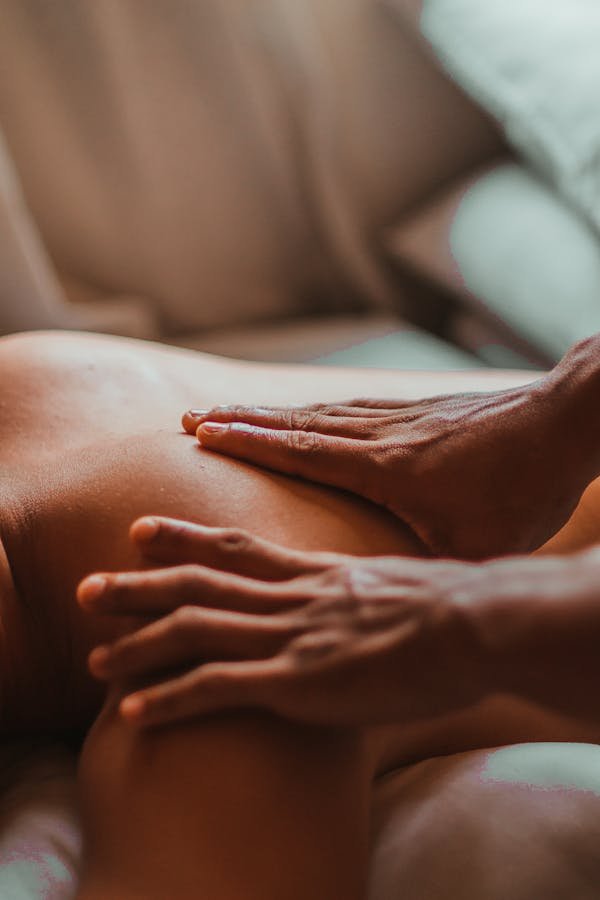 Découvrez les bienfaits du massage naturiste à paris